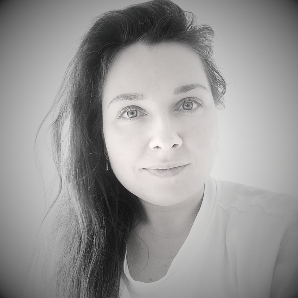 Лиля портрет